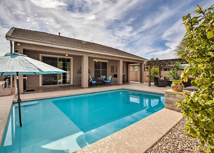 Family W/ Pool, Bbq & Fire Pit In *